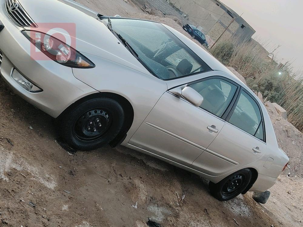 تويوتا كامري